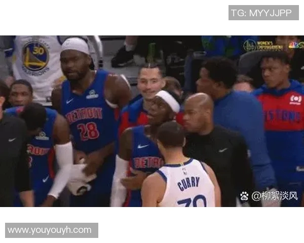 勇士继续胜利,主场击败活塞 勇士继续胜利,主场击败活塞