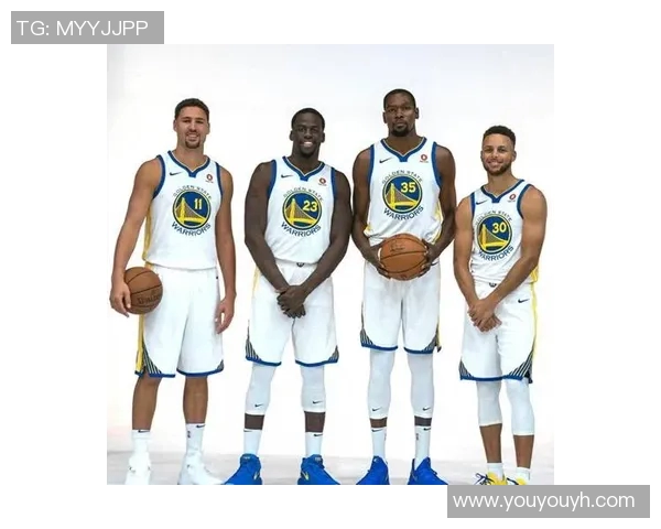 勇士横扫鹈鹕，晋级西部决赛——王者再现，冠军梦近在咫尺